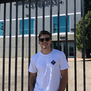 Meet your Posher, Joel